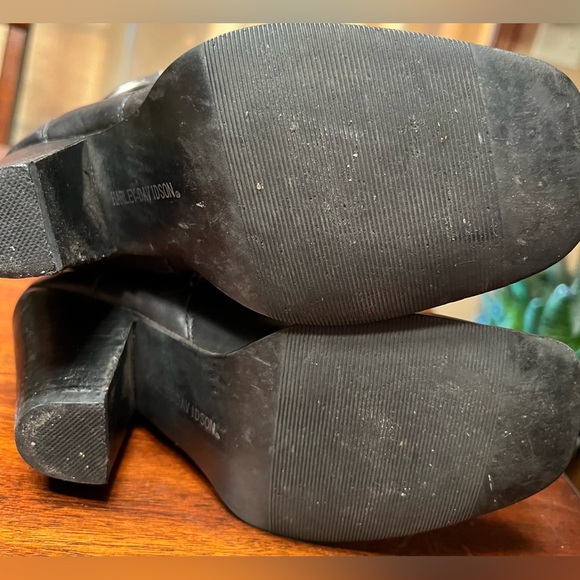 Harley Davidson Belted Black Leather Square Toe Heeled Biker Boots Size 6M - Picture 9 of 9